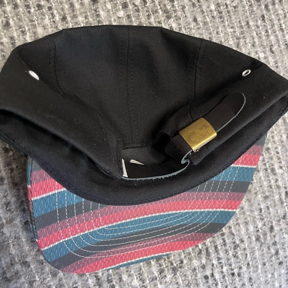 Altamont 5 panel strapback - Picture 3 of 3